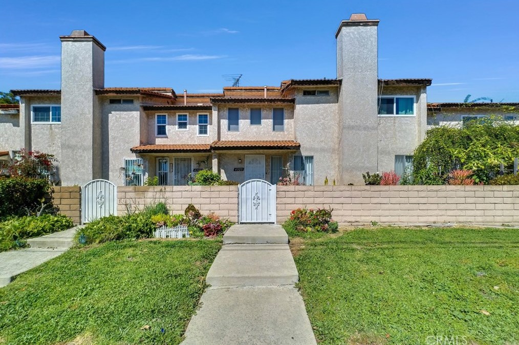 4325 W 1st St #b4325, Santa Ana, CA 92703