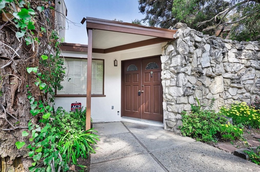 14629 Hilltree Rd, Santa Monica, CA 90402-1009