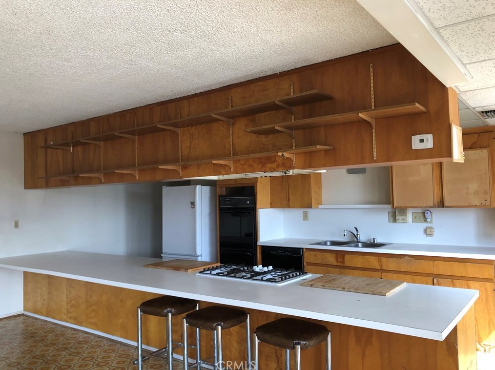 2426 166th Pl, Torrance, CA 90504-2112