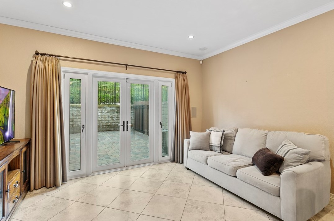 720 Palomino Ln, Anaheim CA  92807-4877 exterior