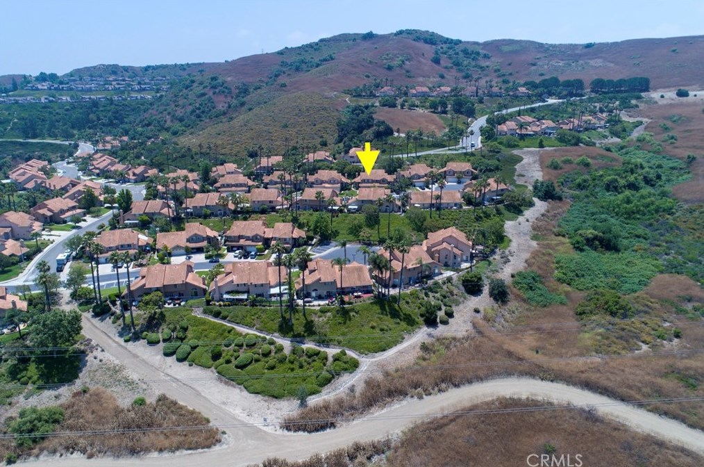 720 Palomino Ln, Anaheim CA  92807-4877 exterior