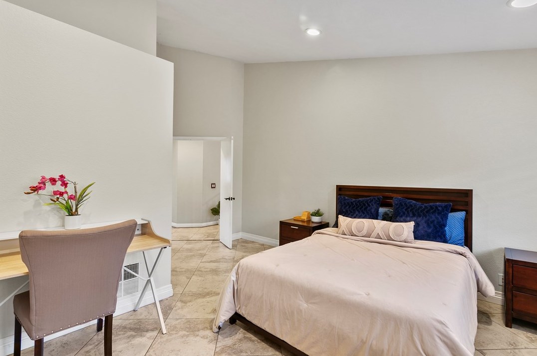 720 Palomino Ln, Anaheim CA  92807-4877 exterior