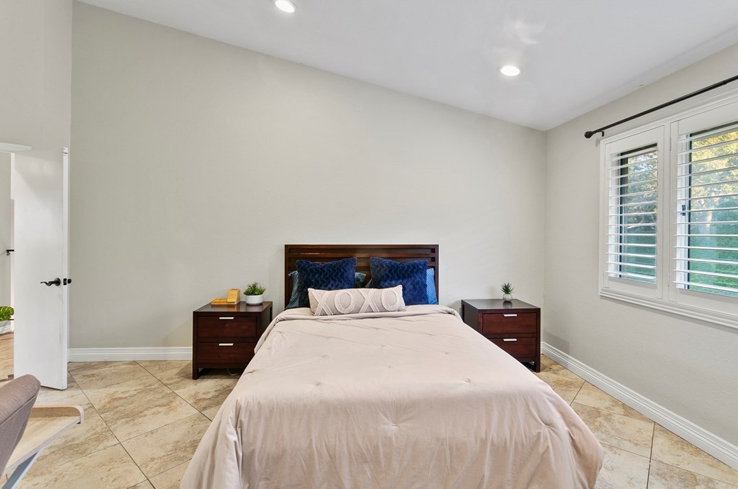 720 Palomino Ln, Anaheim CA  92807-4877 exterior