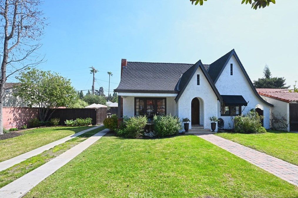 322 Indiana St, Anaheim, CA 92805-3618