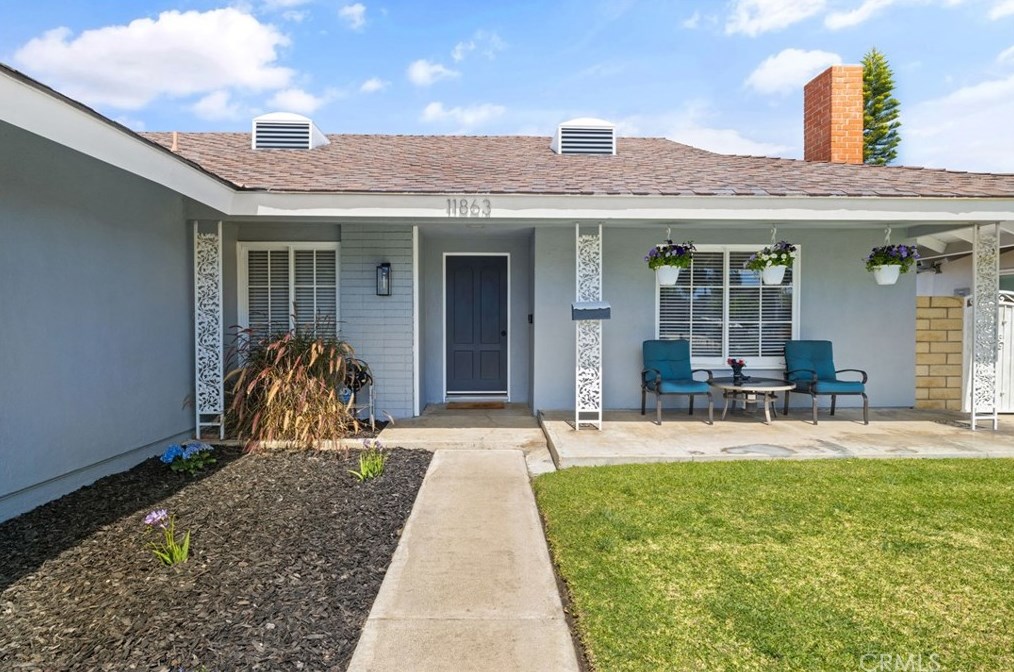 11863 Wisteria Ave, Santa Ana, CA 92708