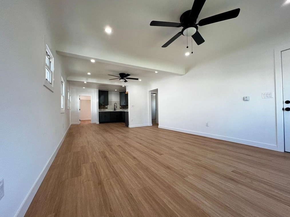 818 83rd St, Los Angeles CA  90001-3606 exterior