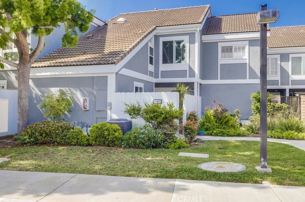 3452 Windspun Dr, Huntington Beach, CA 92649