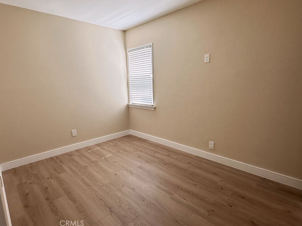 10304 Gramercy Pl, Los Angeles CA  90047-4129 exterior