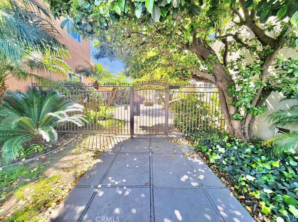 1020 E 2nd Street #9, Long Beach, CA 90802