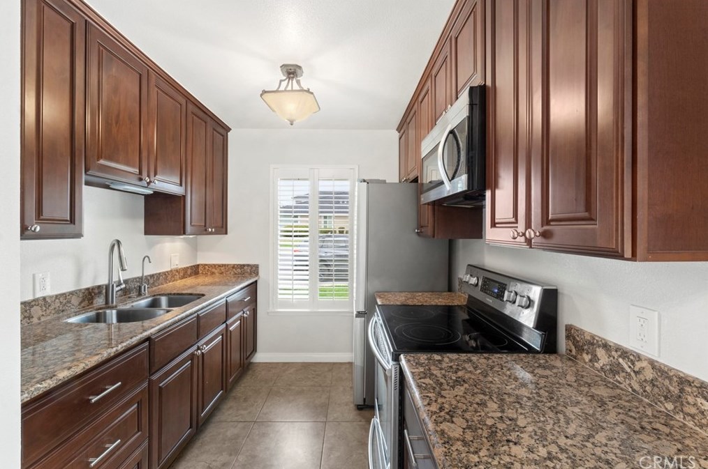 1328 Parkside Dr, West Covina CA  91792-1410 exterior