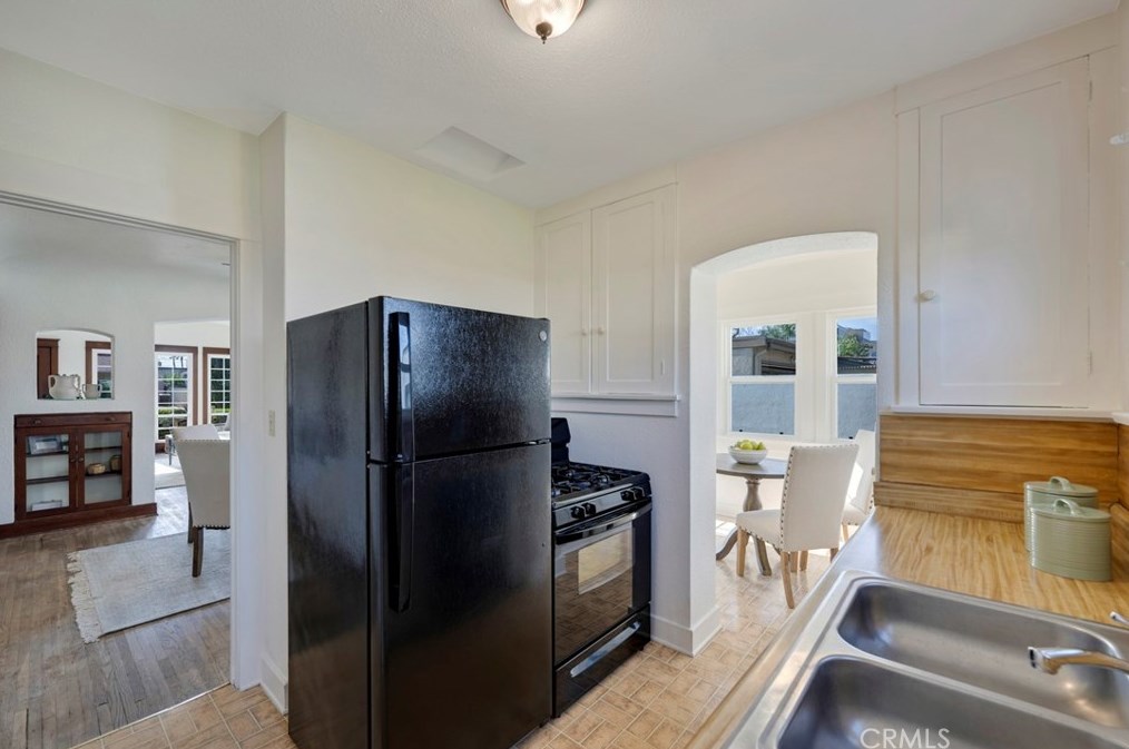 538 Helena St, Anaheim CA  92805-4530 exterior