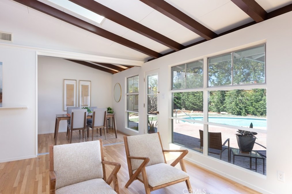 6443 Bayard St, Long Beach CA  90815-3402 exterior