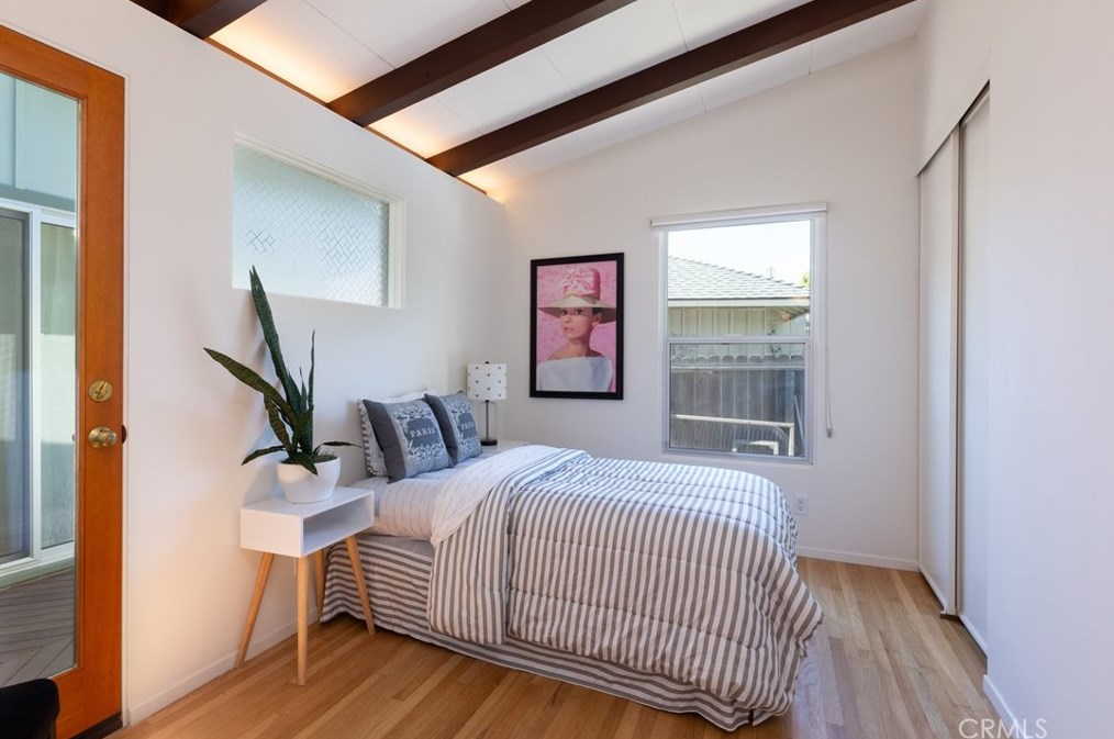 6443 Bayard St, Long Beach CA  90815-3402 exterior