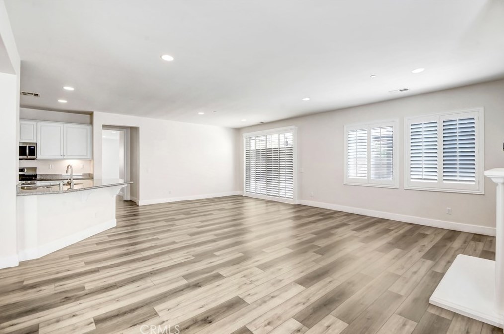 14414 Serenade Dr, Corona, CA 92880