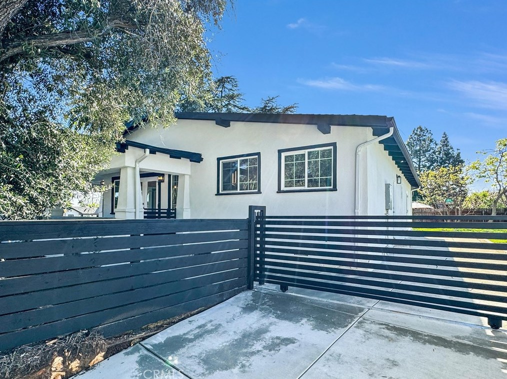 1785 Monte Vista St, Pasadena CA  91106-1311 exterior