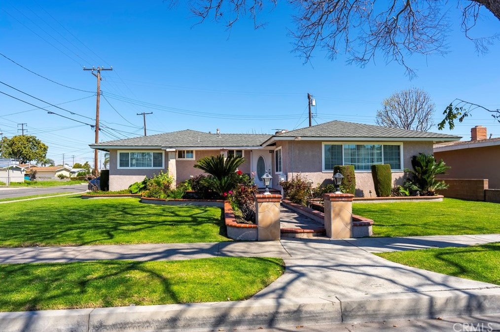 2673 Yale Ave, Anaheim, CA 92801-4953
