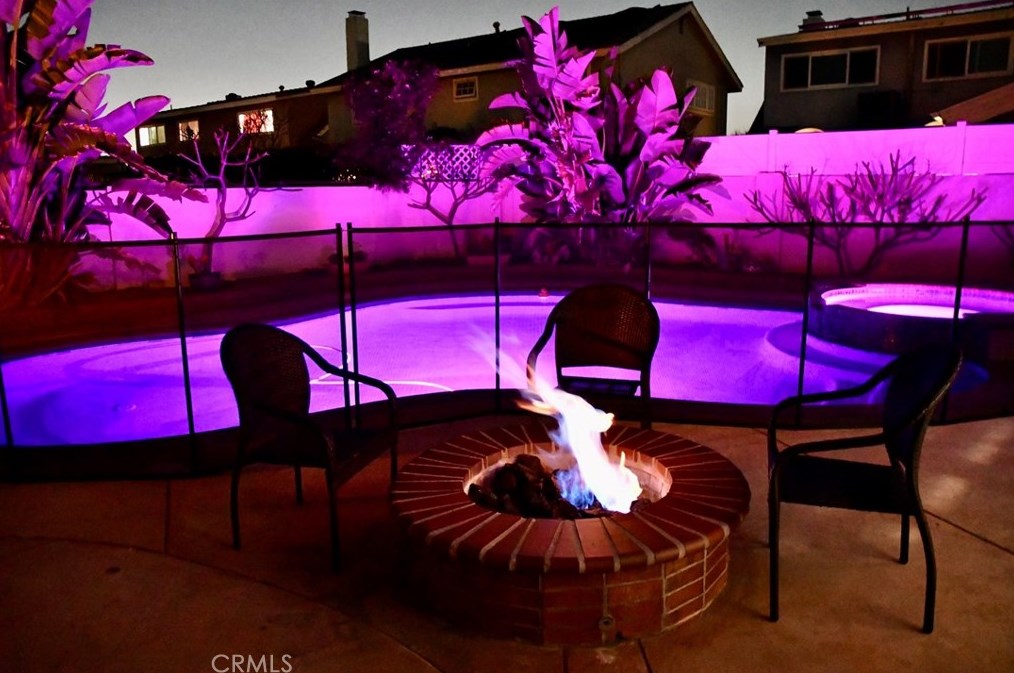 8201 Santa Margarita Ln, Buena Park CA  90623-2218 exterior