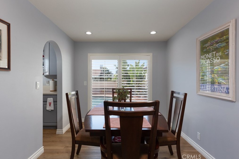 8201 Santa Margarita Ln, Buena Park CA  90623-2218 exterior