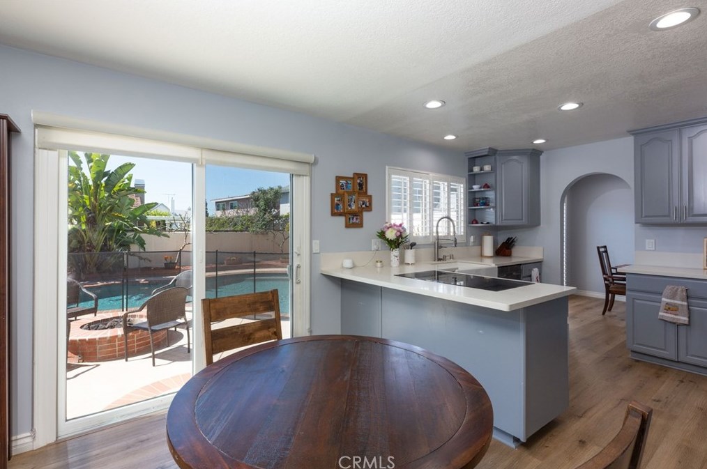 8201 Santa Margarita Ln, Buena Park CA  90623-2218 exterior