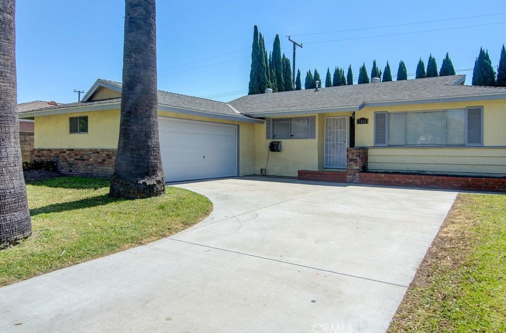 5418 Rhonda Ave, Santa Ana, CA 92703-2454