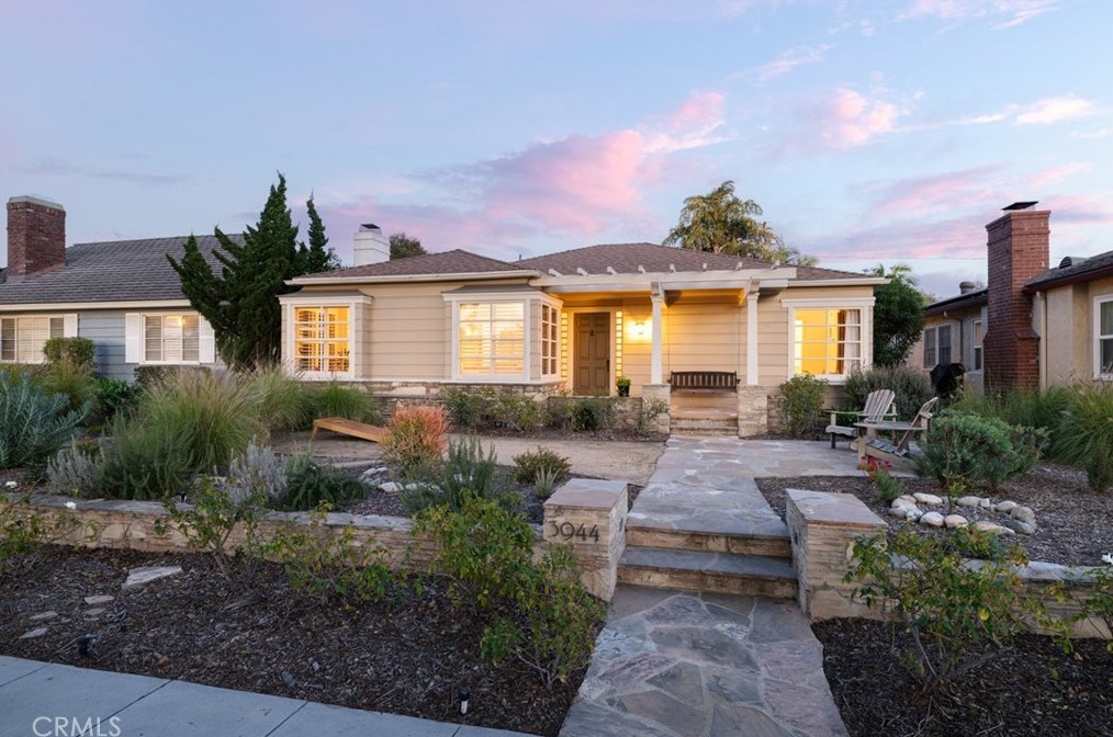 3944 Lime Ave, Long Beach, CA 90807-3514