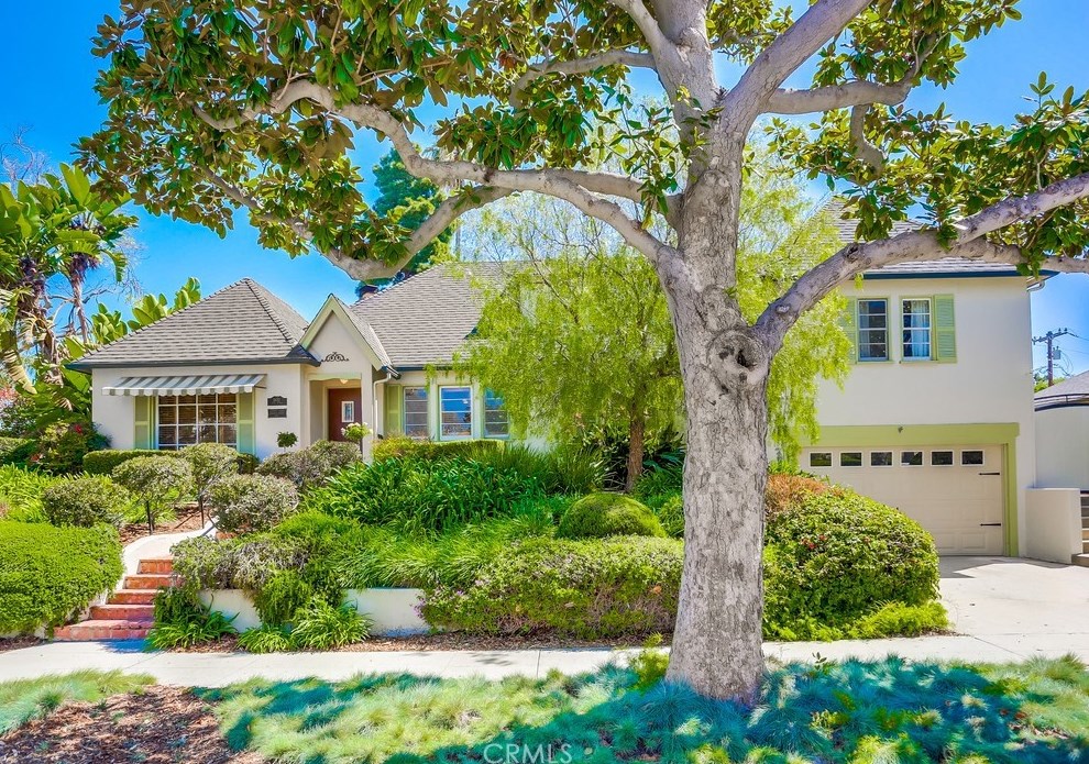 3652 Olive Ave, Long Beach, CA 90807-4147
