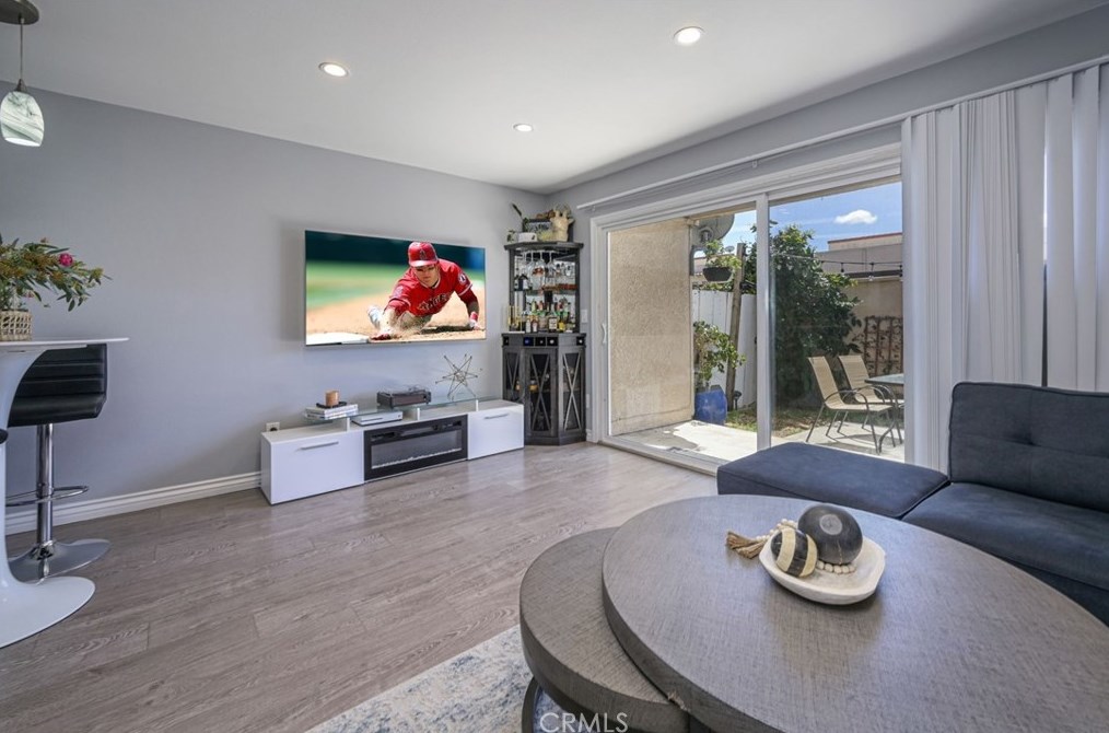 700 W La Veta Ave #o11, Orange, CA 92868