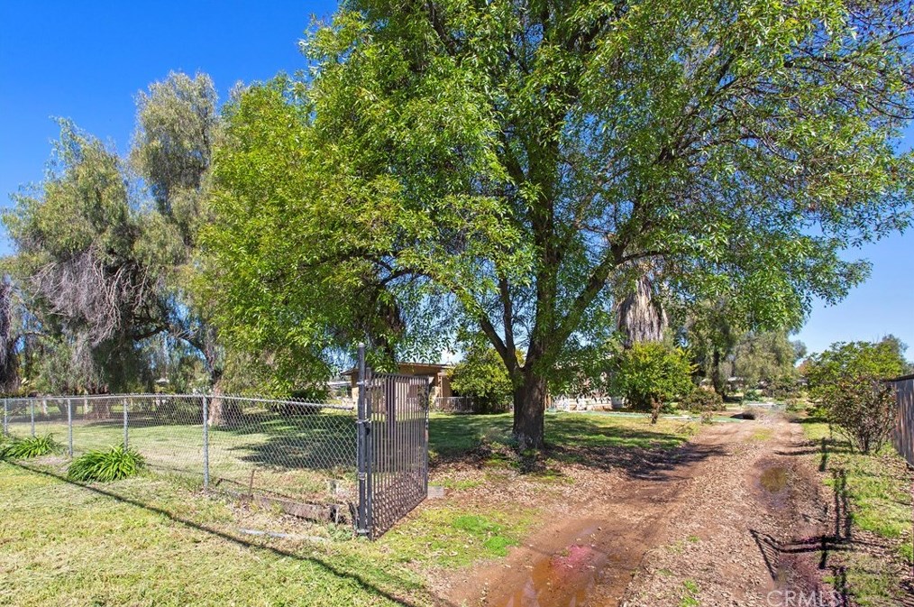 22360 Ellis Ave, Perris, CA 92570