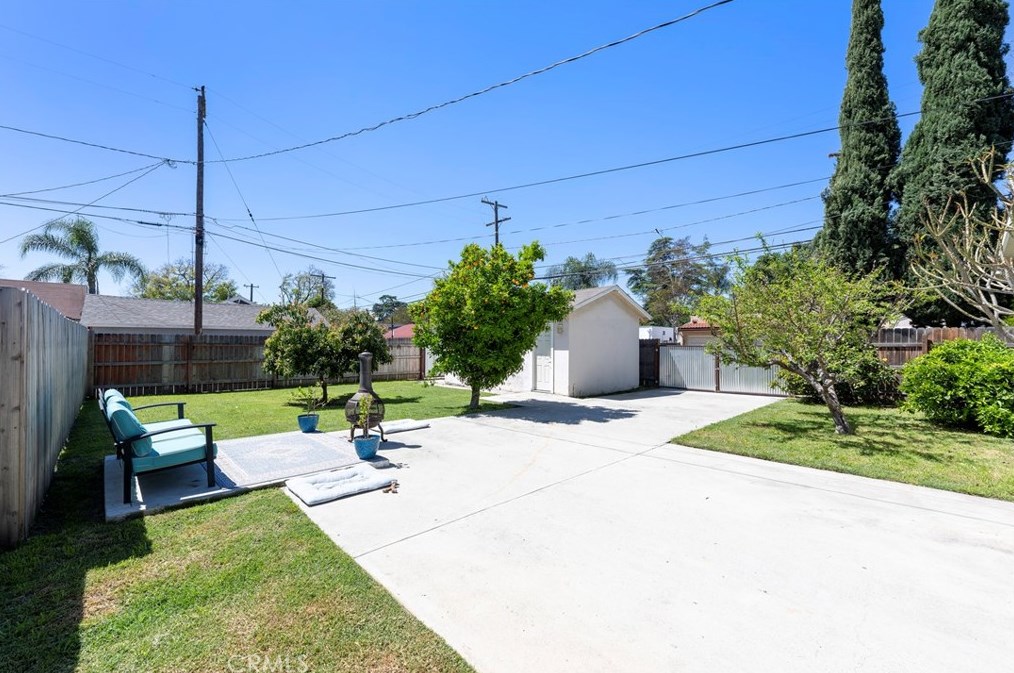 668 Texas St, Pomona CA  91768-3540 exterior