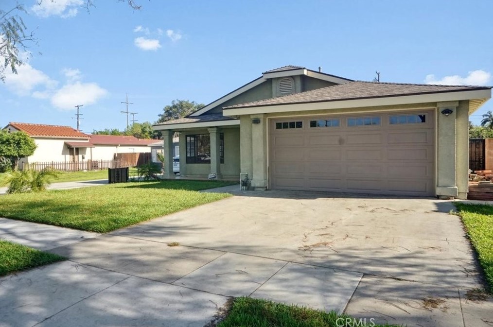 720 Columbia St, Long Beach, CA 90806-1426