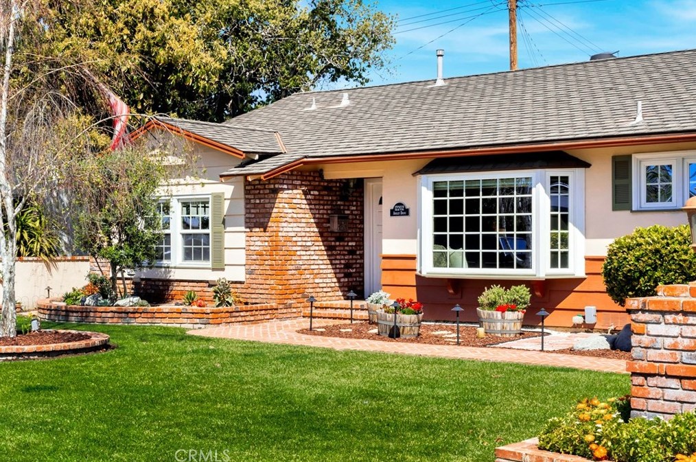 12202 Arkley Dr, Garden Grove, CA 92840