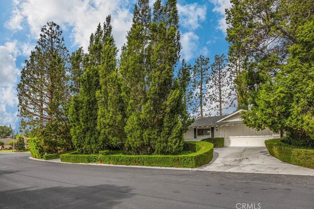5631 Chalon Rd, Yorba Linda, CA 92886