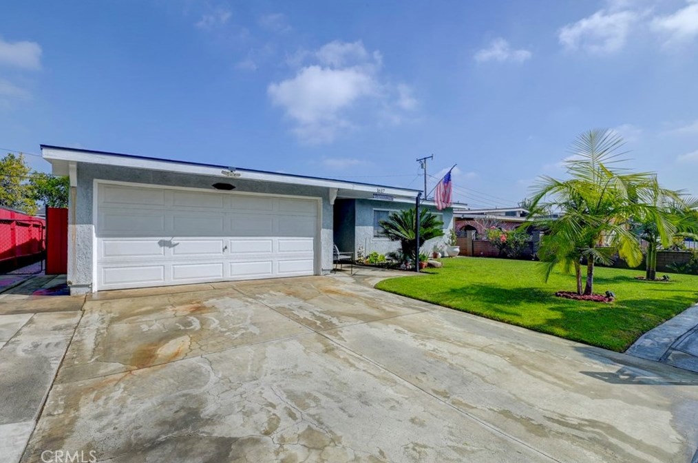 1617 Raymar St, Santa Ana, CA 92703