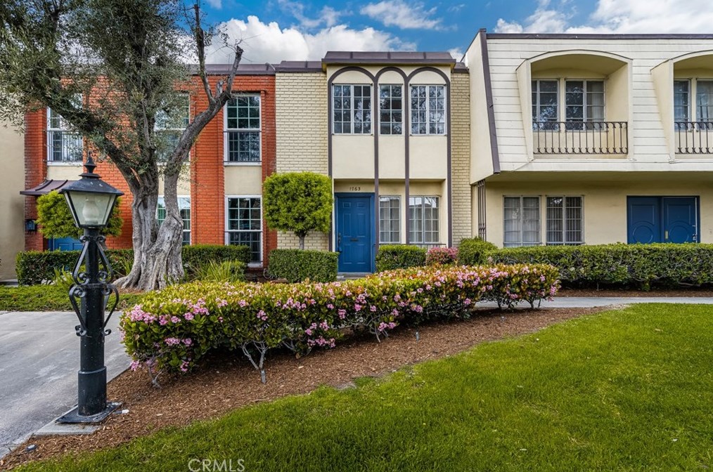 1763 Greenleaf Ave, Anaheim, CA 92801-4026