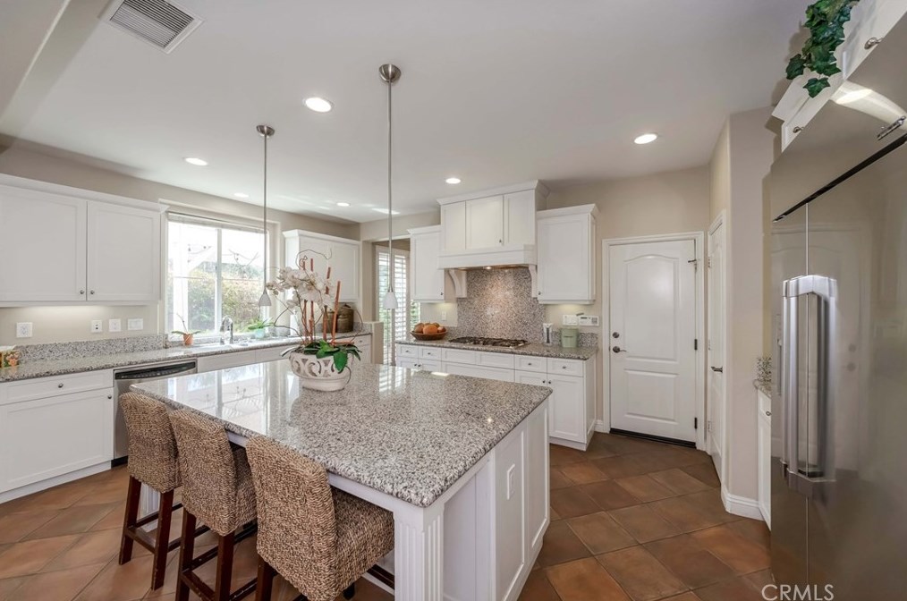 1320 Marigold Ave, La Habra CA  90631-9252 exterior