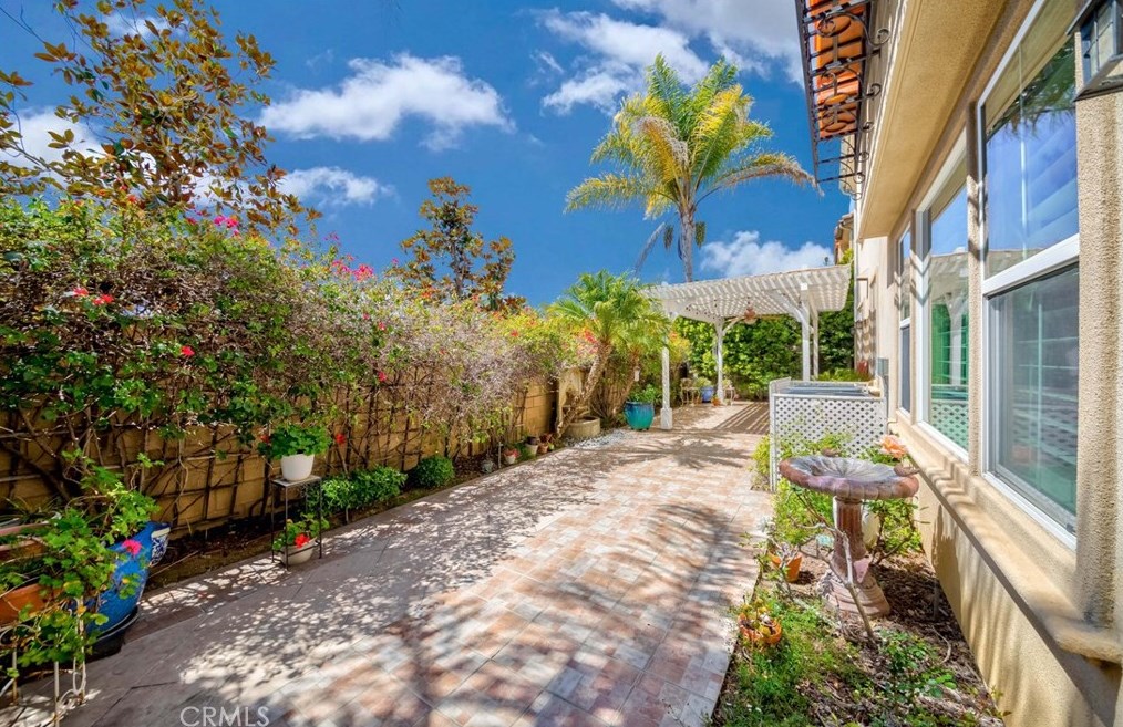 1320 Marigold Ave, La Habra CA  90631-9252 exterior