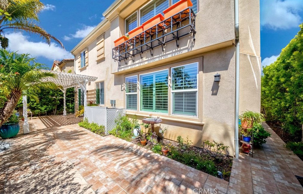 1320 Marigold Ave, La Habra CA  90631-9252 exterior