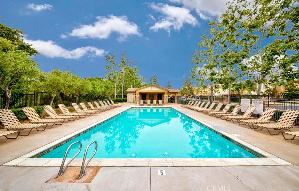 1320 Marigold Ave, La Habra CA  90631-9252 exterior