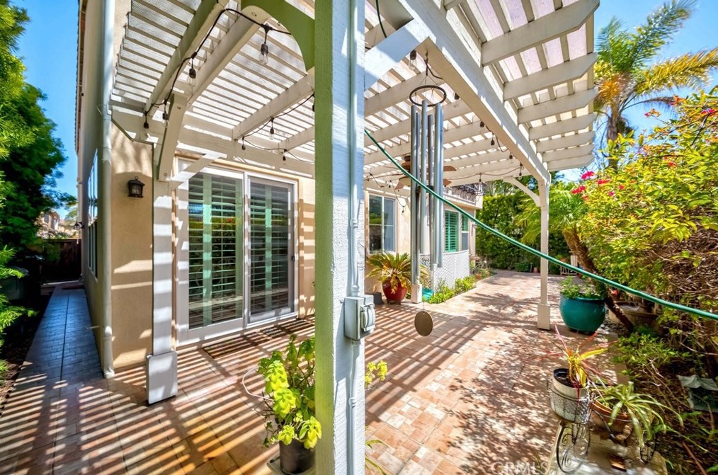 1320 Marigold Ave, La Habra CA  90631-9252 exterior