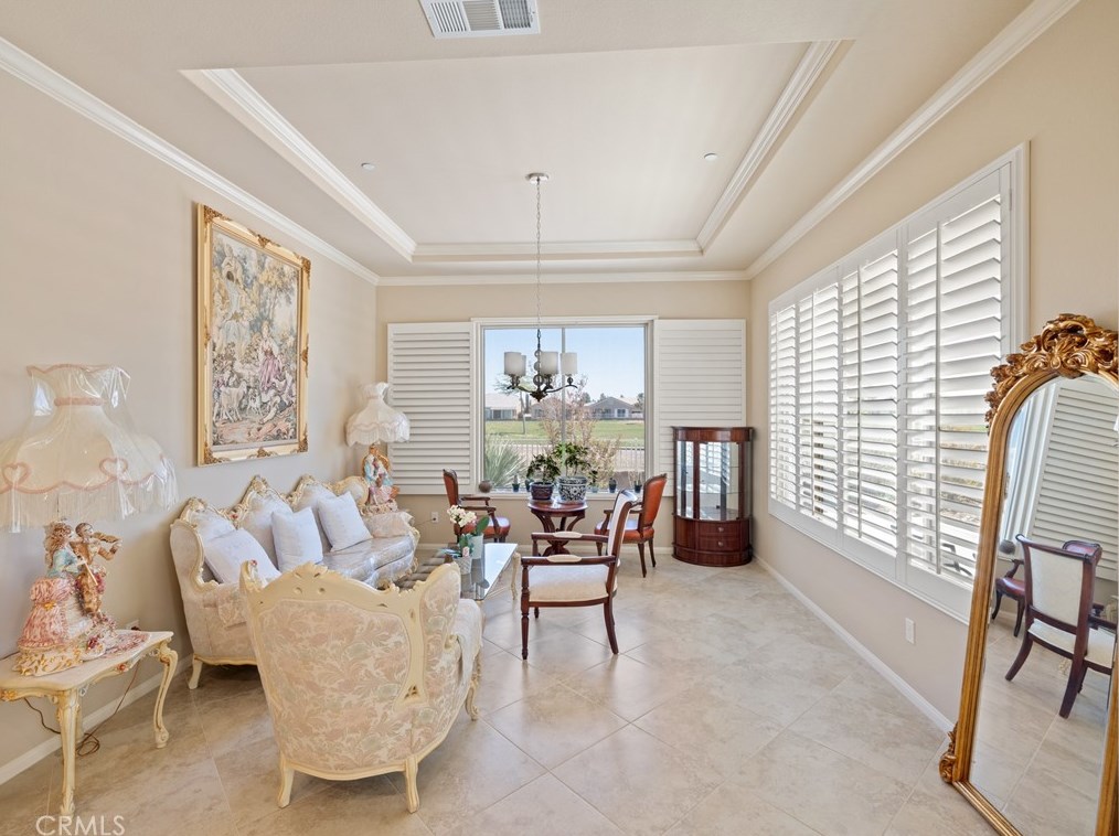 10575 Green Valley Rd, Apple Valley CA  92308-3689 exterior