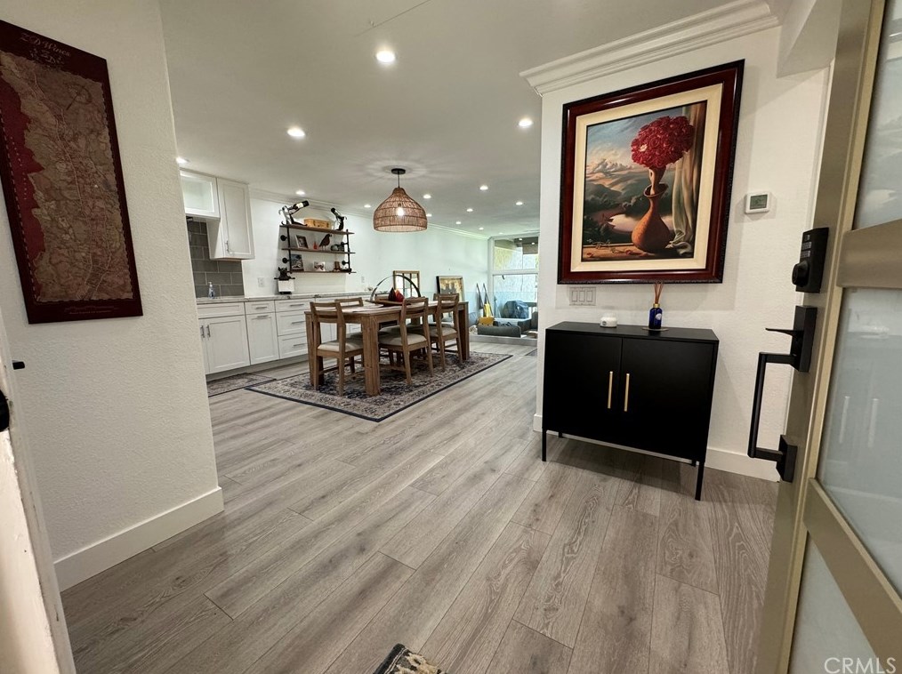 6111 Marina Pacifica Dr, Long Beach CA  90803-3876 exterior