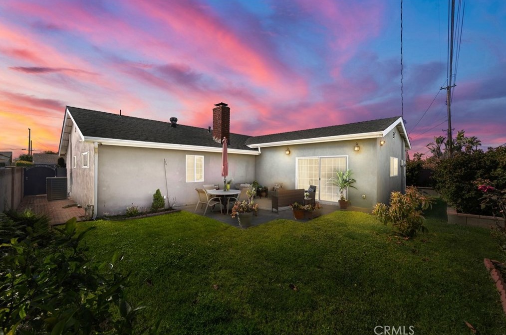 12372 Lamplighter St, Garden Grove, CA 92845-2225