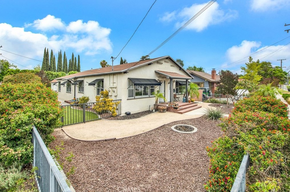 705 E Walnut Ave, Orange, CA 92867