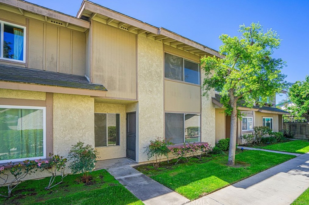 5950 Imperial #47, South Gate, CA 90280