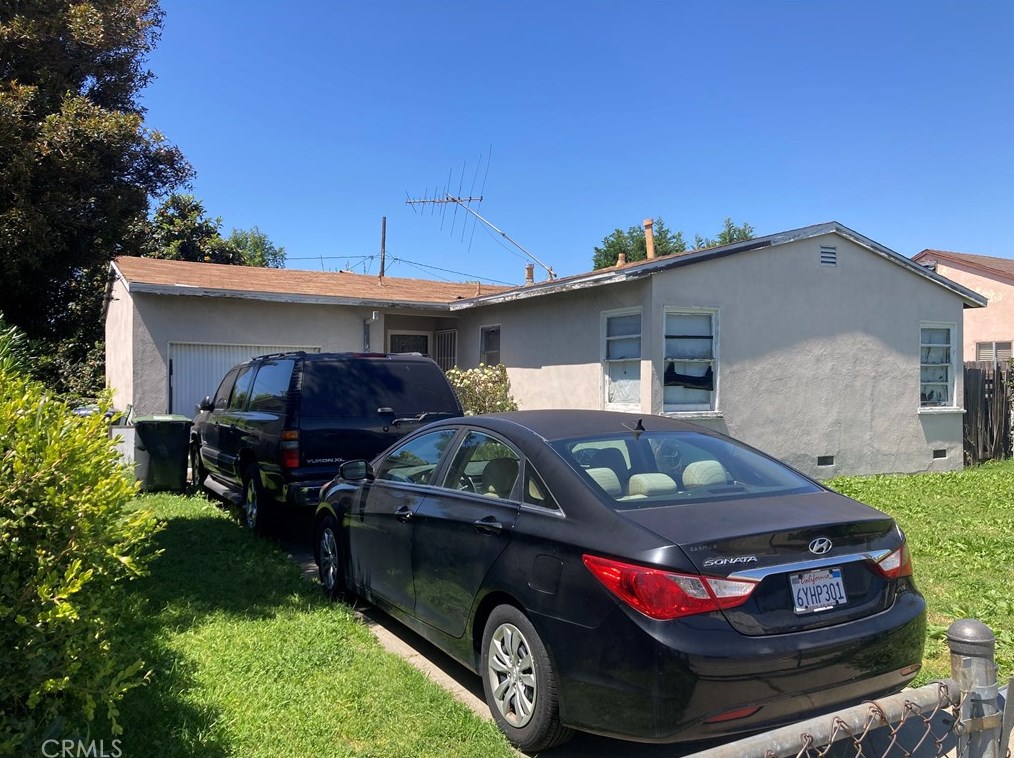 2234 Standard Ave, Santa Ana, CA 92707-3037