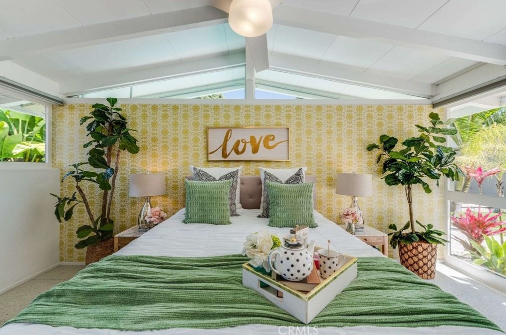 3146 Lees Ave, Long Beach CA  90808-4217 exterior