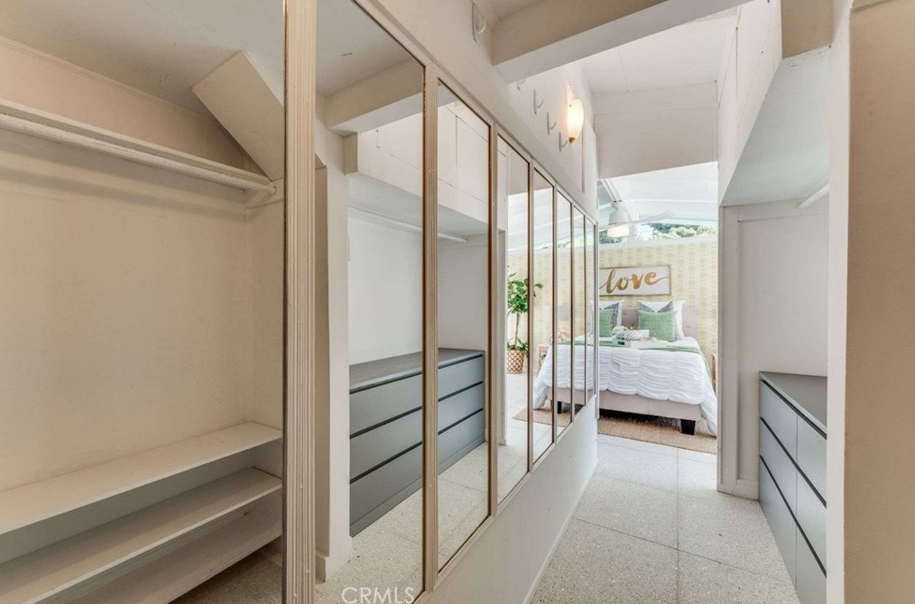 3146 Lees Ave, Long Beach CA  90808-4217 exterior