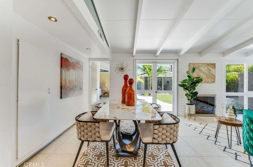 3146 Lees Ave, Long Beach CA  90808-4217 exterior