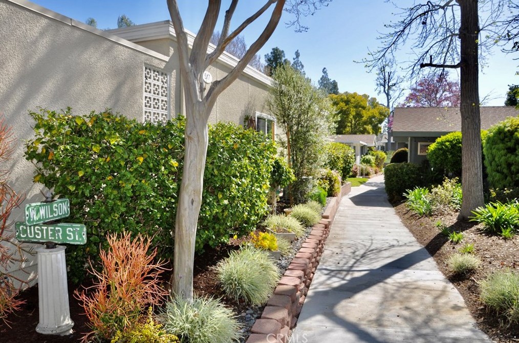 517 Calle Aragon, Laguna Beach CA  92637-8095 exterior