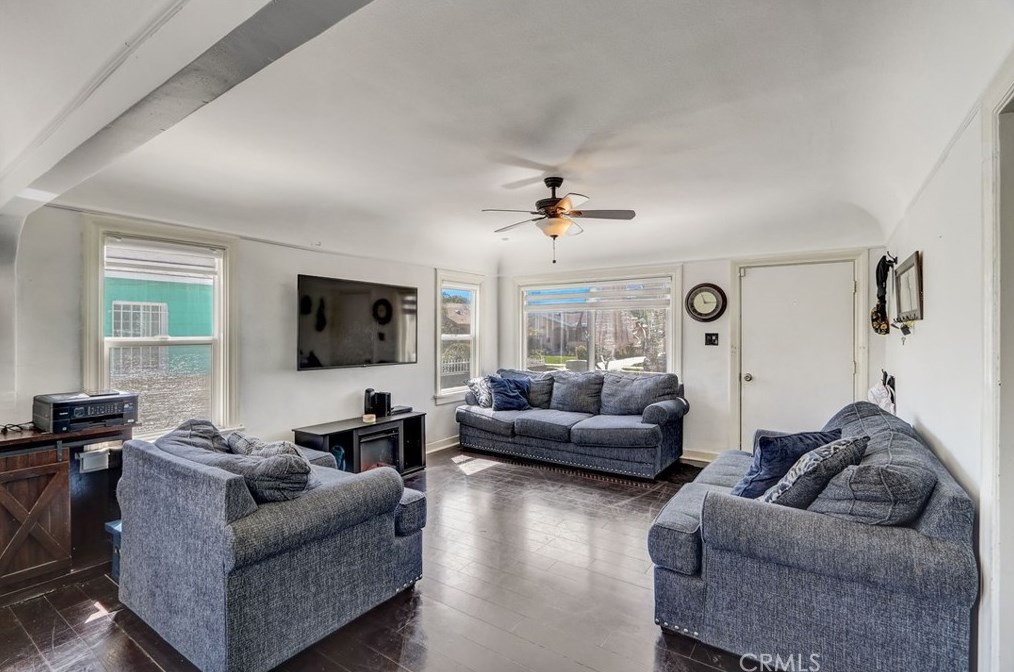4117 Weik Ave, Bell, CA 90201